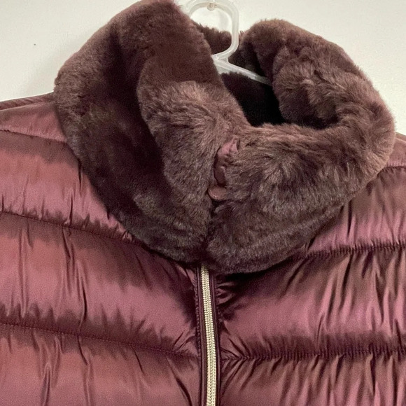 NEW Save The Duck Coat Womens Large Mei Puffer Jacket Burgundy Faux Fur Collar - Picture 3 of 11
